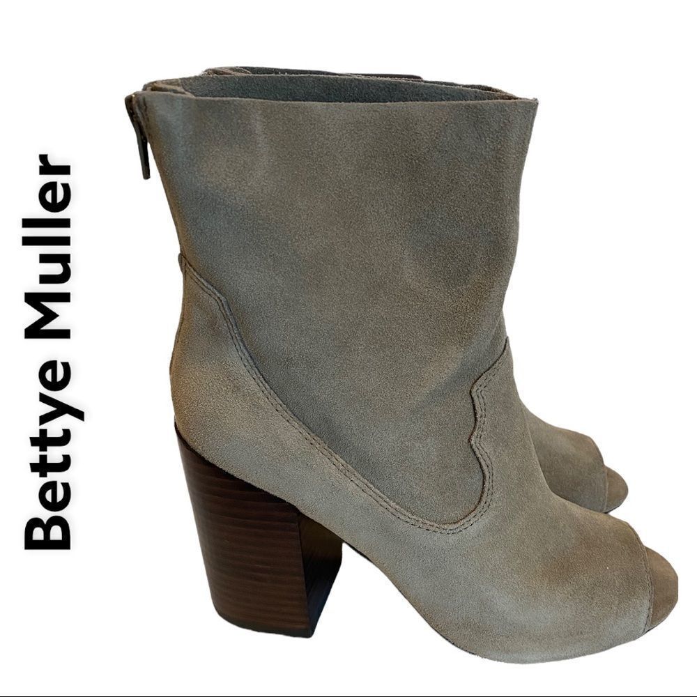 NEW Bettye Muller Waight Stone Suede Leather Open Toe Ankle Boots Booties 7.5